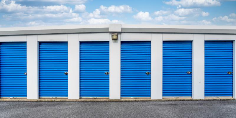 main of Renting a Storage Unit Lets A Home Stay Clutter Free (topshopcompare)